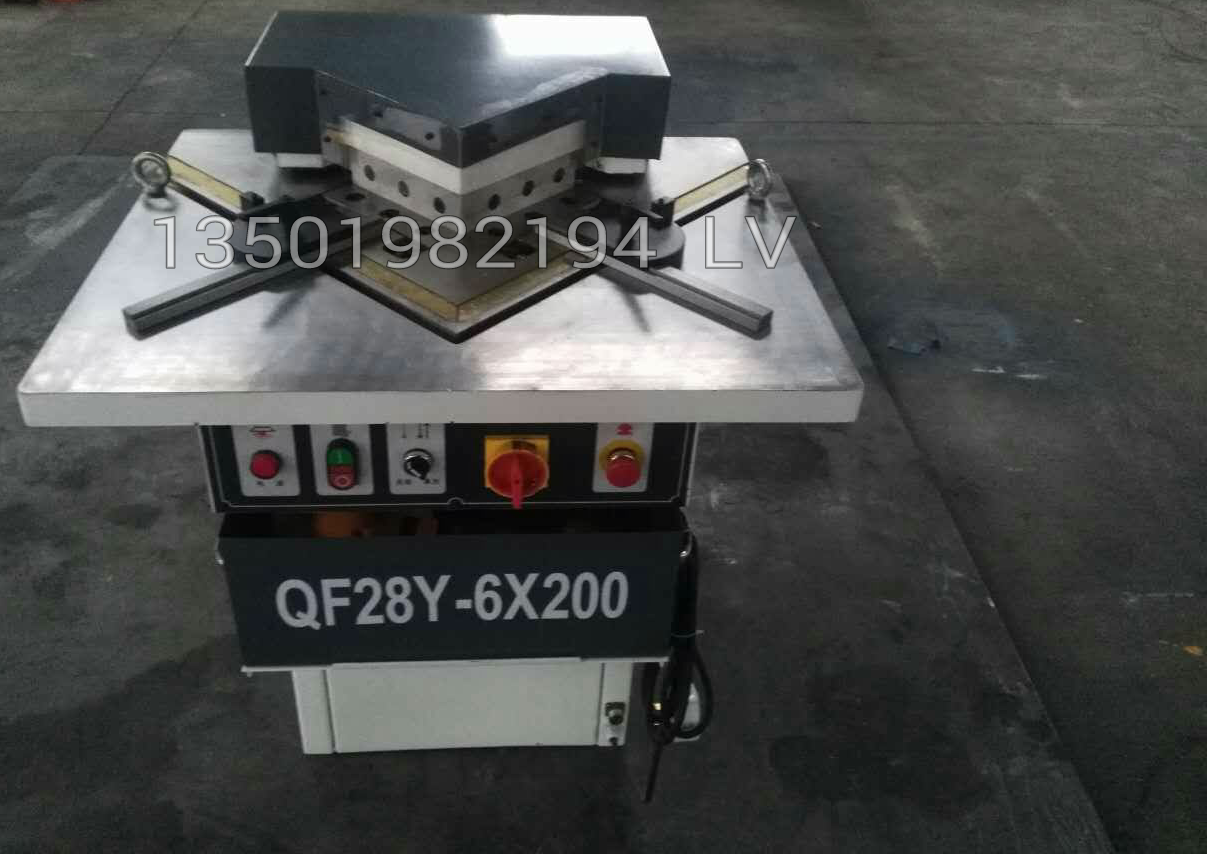 上海伯环热销  加大加厚型 钣金加工用 液压剪角机QF28Y-6X200