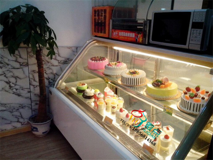 徽点  矮弧形蛋糕柜，蛋糕柜厂家直销，蛋糕保鲜冷藏柜，立式冷藏展示柜，甜品展示柜