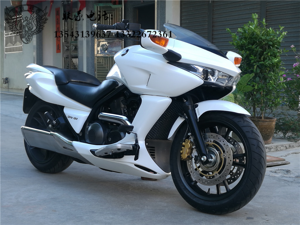 出售2008年本田DN-01本田鲨鱼碣石二手摩托车进口大排摩托车