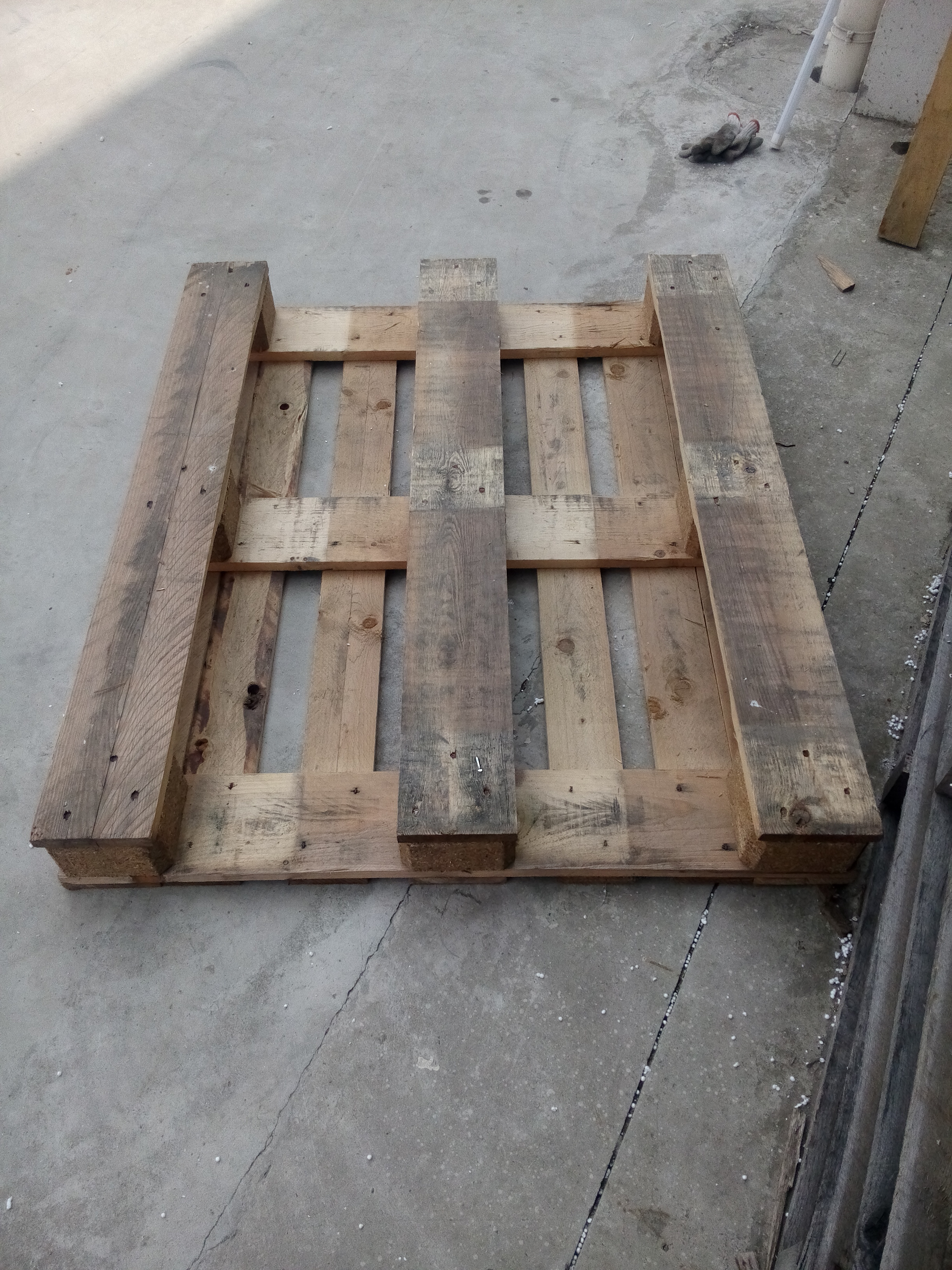 二手木制托盘 木托盘回收厂家 上海二手木制托盘公司图片