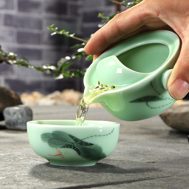 旅行陶瓷茶具 旅行陶瓷茶杯 龙泉青瓷手绘快客杯图片