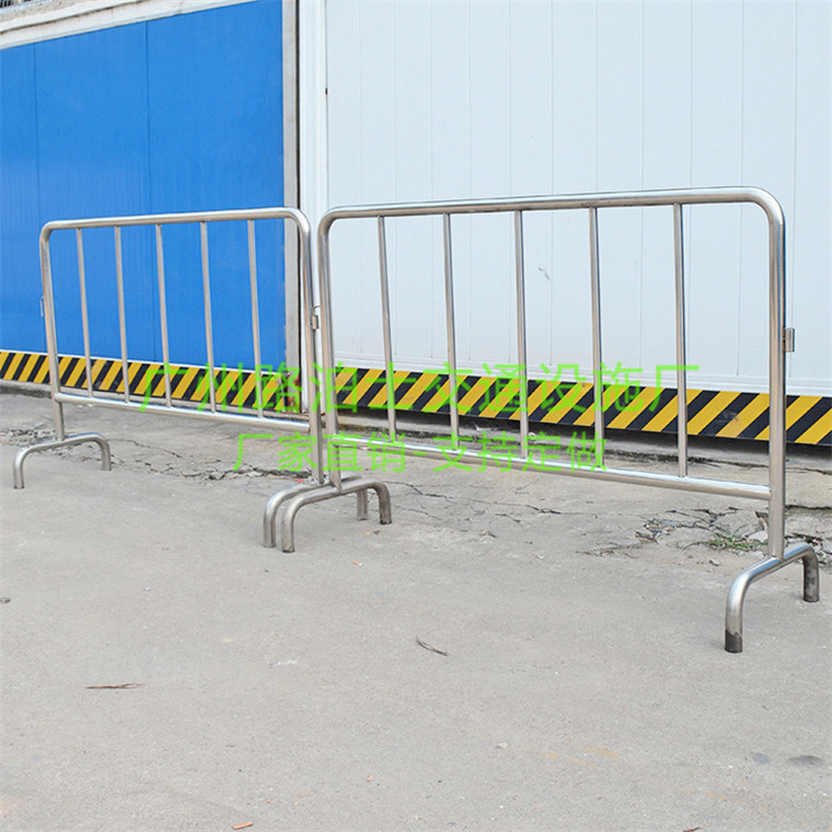 广州不锈钢铁马 交通铁马 广场围闭护栏 地铁护栏