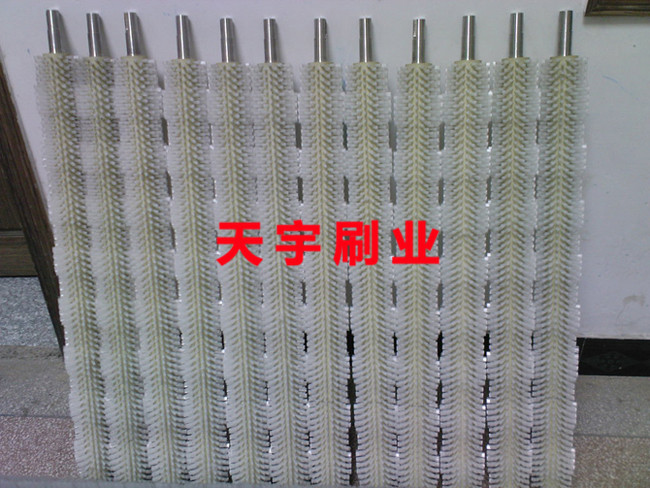 安庆市毛刷辊厂家毛刷辊厂家直销供应玻璃清洗机毛刷辊
