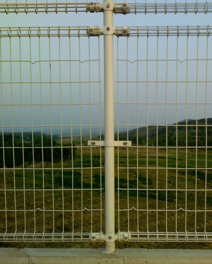 草坪双圈护栏网