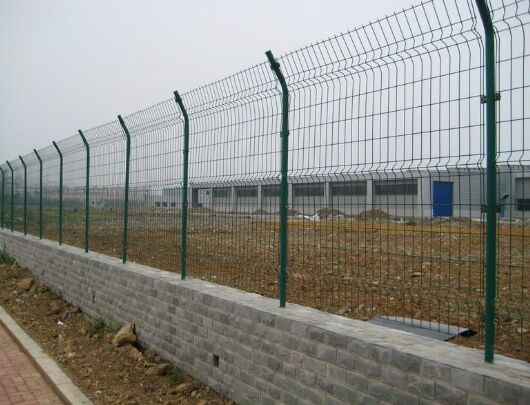 圈地围栏网A新疆圈地围栏网生产A圈地围栏网生产加工图片