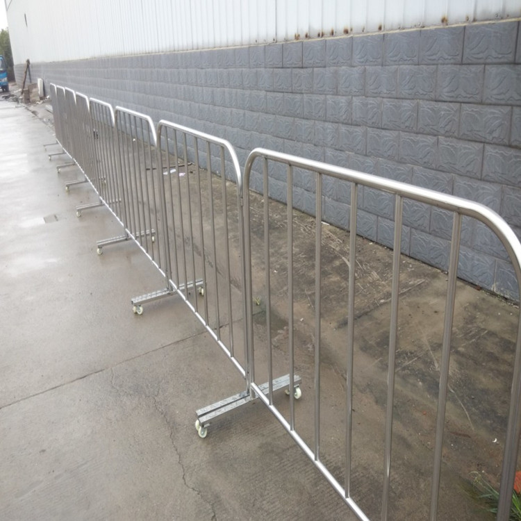 不锈钢围栏  阳台护栏  桥梁护栏  市政安全防护栏图片