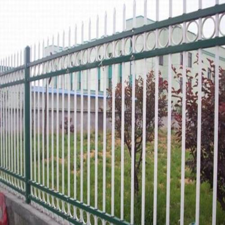 社区庭院围墙栅栏  锌钢铁艺护栏  学校围栏栅栏  锌钢护栏图片