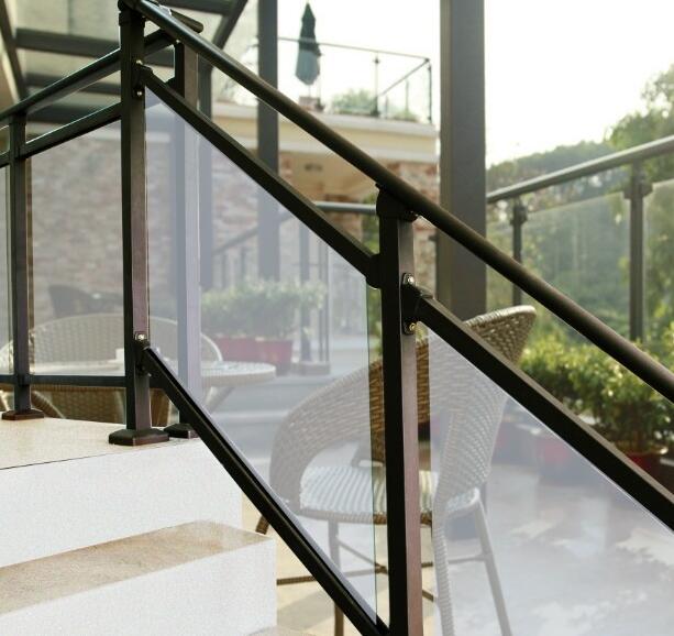 锌钢玻璃楼梯扶手楼梯栏杆厂家价格直销图片