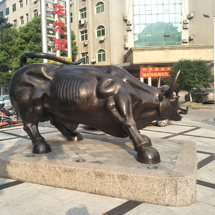 厂家供应现货 华尔街铜牛 大型铜牛雕塑定做金融牛铜牛厂家图片