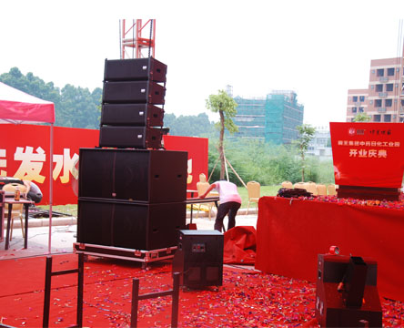 上海舞台搭建需要的设备以及灯光音响租赁的价格