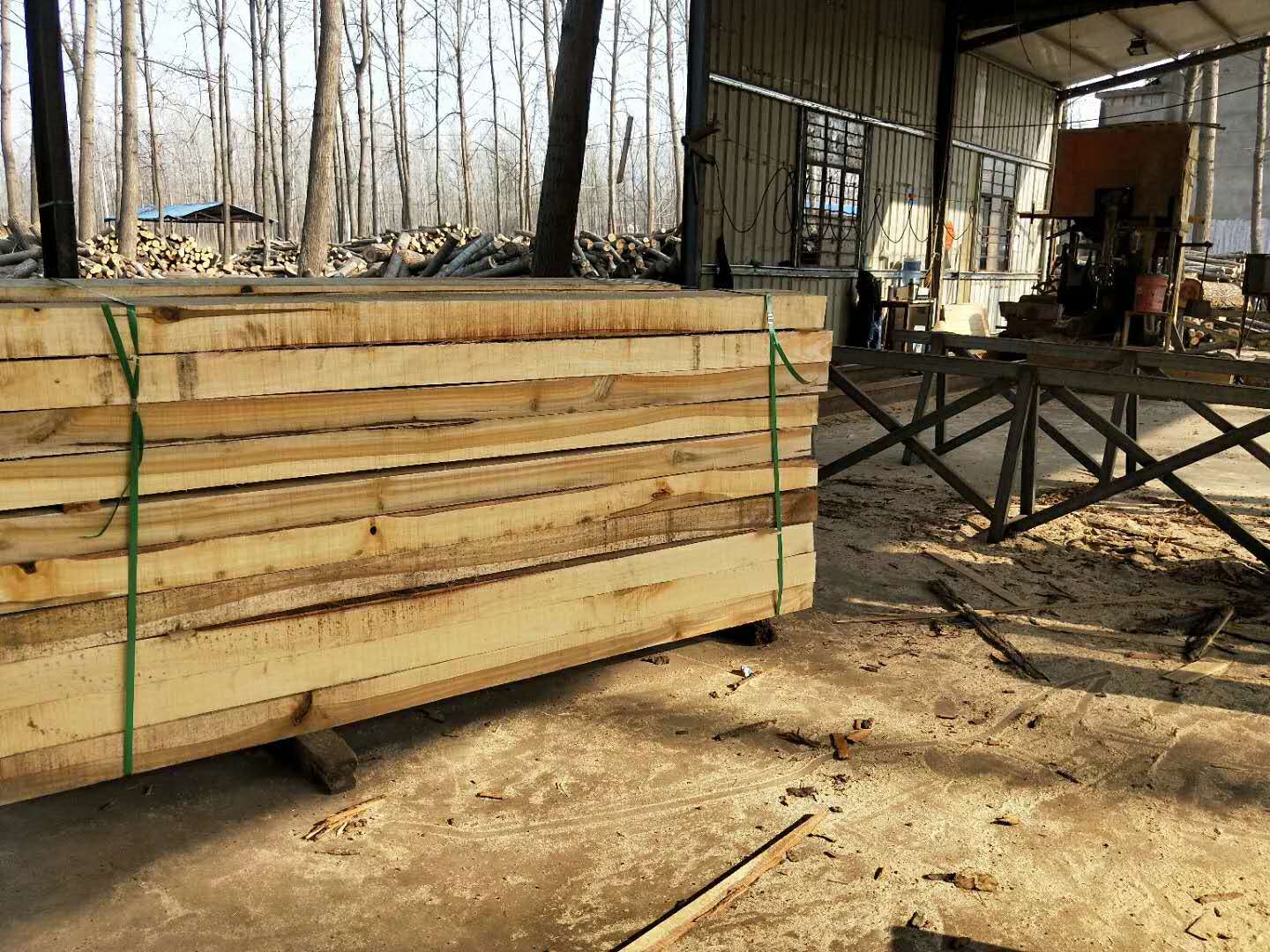 日照松木方厂家 铁杉建筑木方木材加工厂
