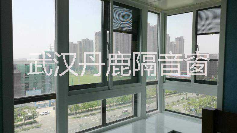 武汉丹鹿隔音窗与 武汉中空玻璃门窗图片