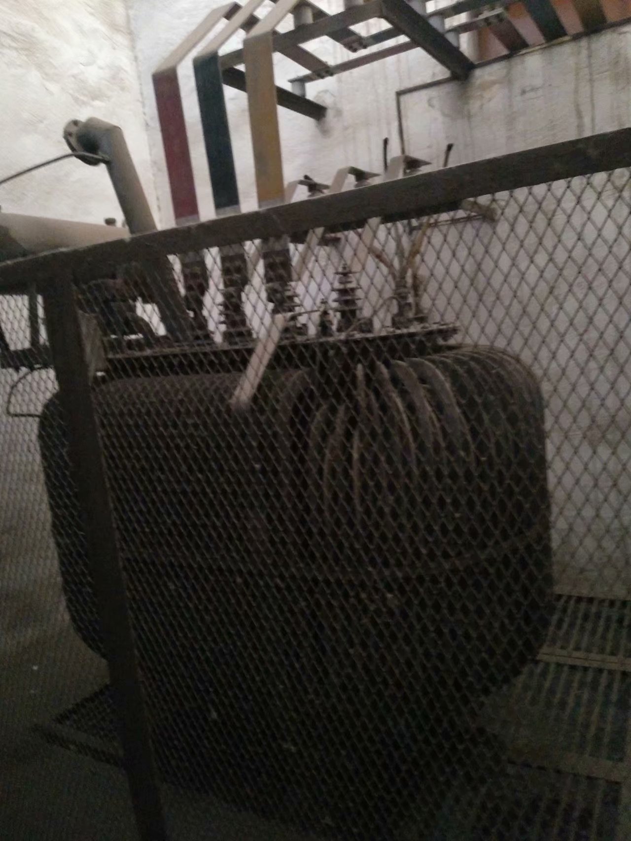 南京市长期回收各类干式风冷油式变压器厂家