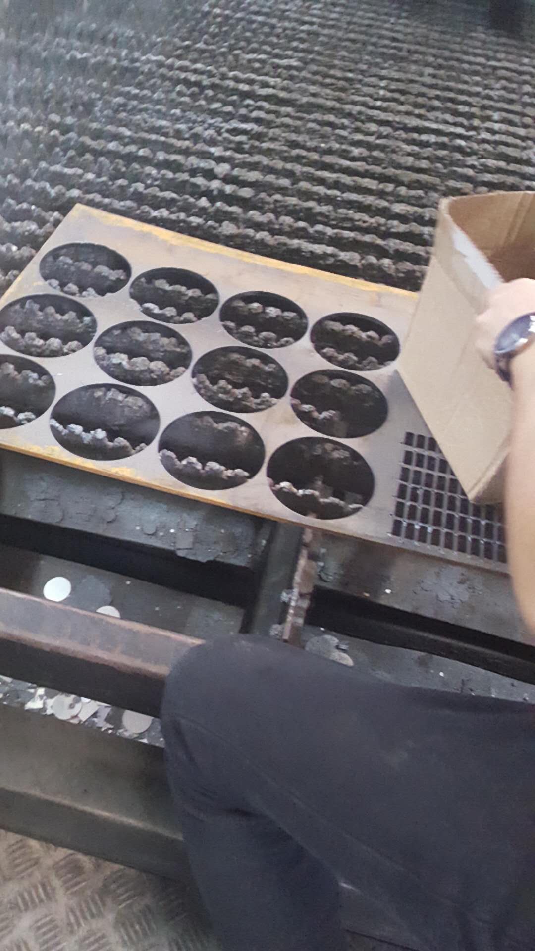 深圳钢板激光割圆 钢板 热轧板