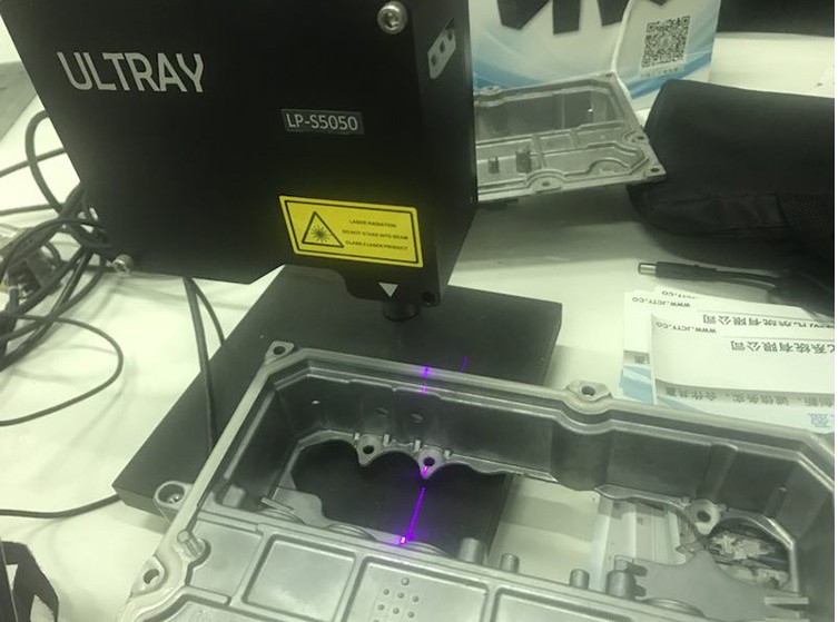 激光轮廓仪厂家直销价格 3D智能传感器供应商 3D轮廓传感器 激光扫描轮廓传感器供应
