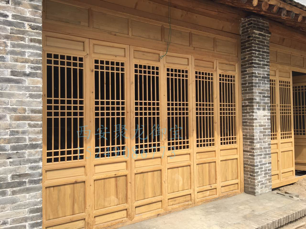 西安实木门窗厂家报价-松木门窗价格尺寸-寺庙门窗效果图片