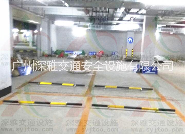 广州市钢管挡车杆 停车位防撞栏厂家交通安全设施 钢管挡车杆 停车位防撞栏