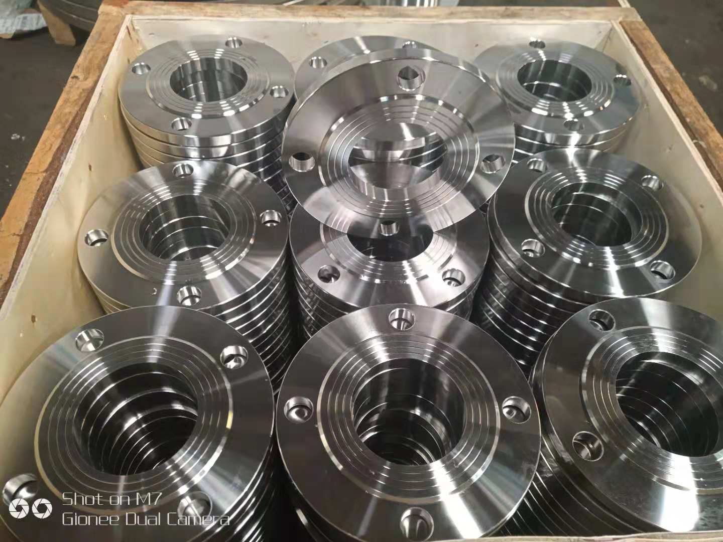 厂家直销供应304不锈钢板式平焊法兰 温州平焊法兰图片