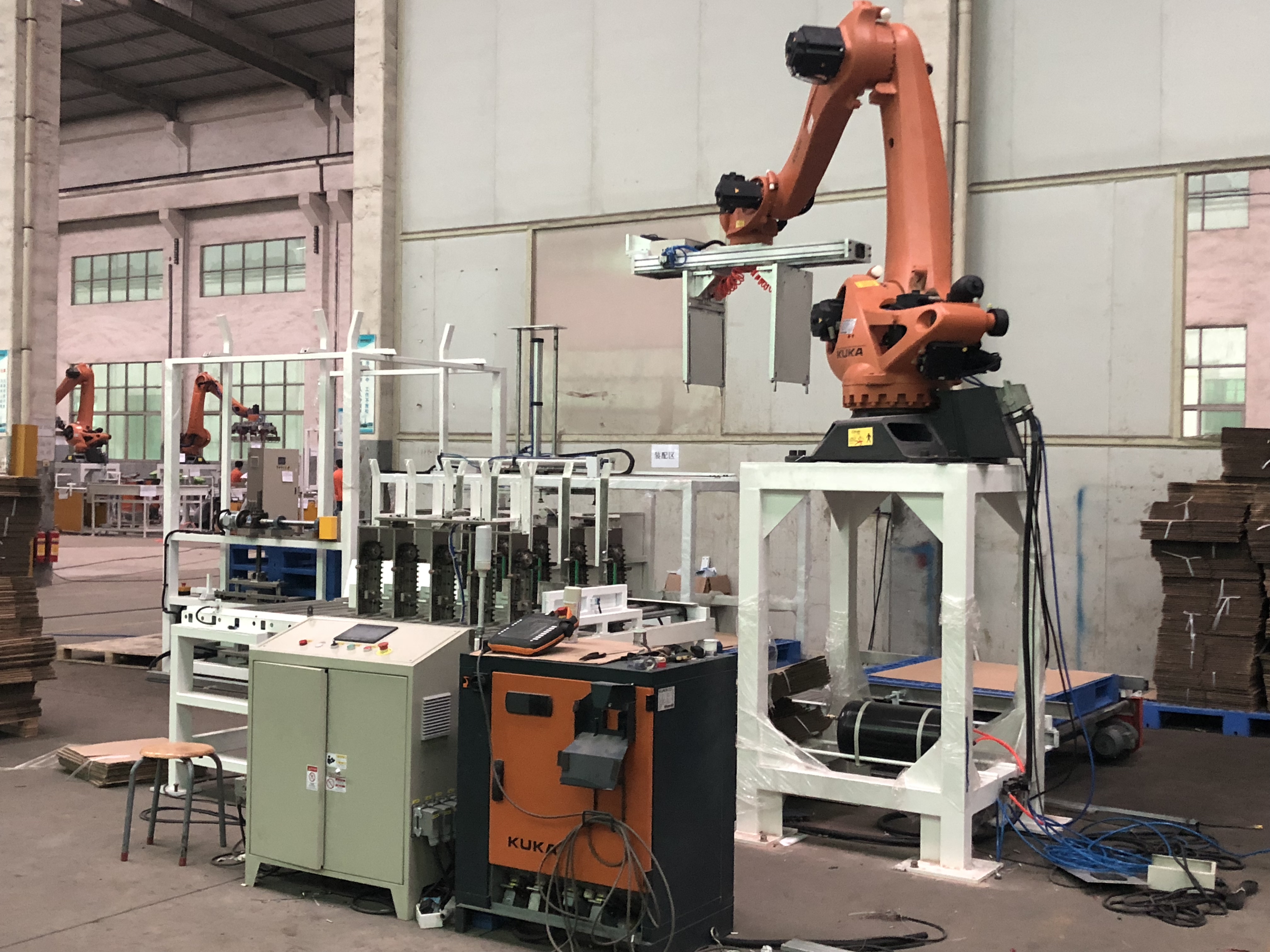 佛山鑫星全自动码垛机器人生产线，工业机器人图片