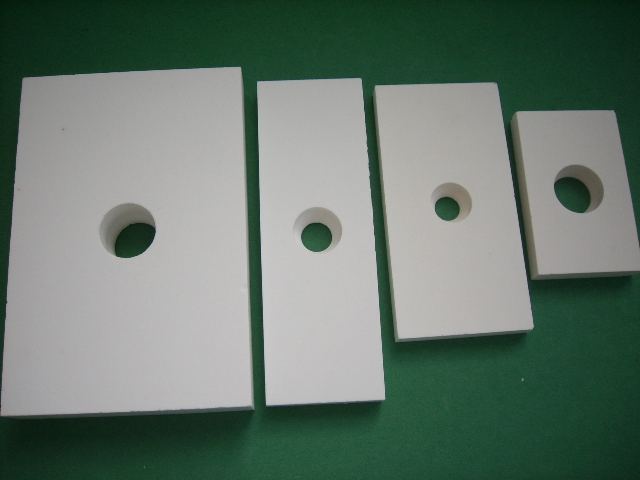 原料输送优化工程陶瓷耐磨衬板图片