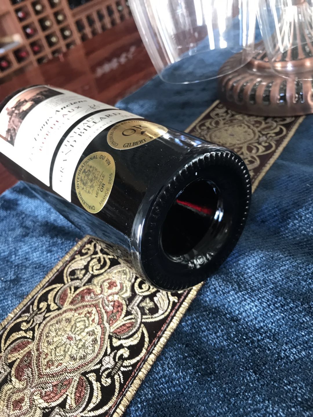 法国进口大贝拉德古堡干红葡萄酒法国进口大贝拉德古堡干红葡萄酒