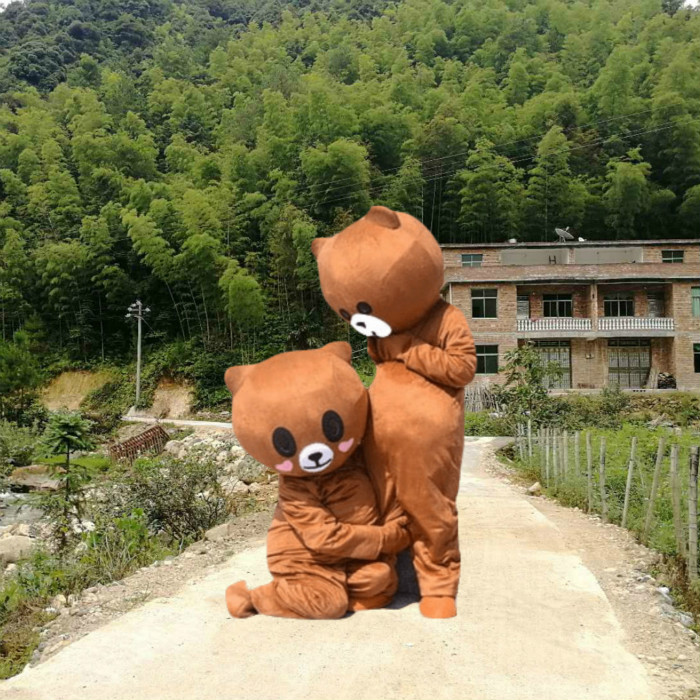 产地赣州朗熊人偶服装网红熊行走装批发