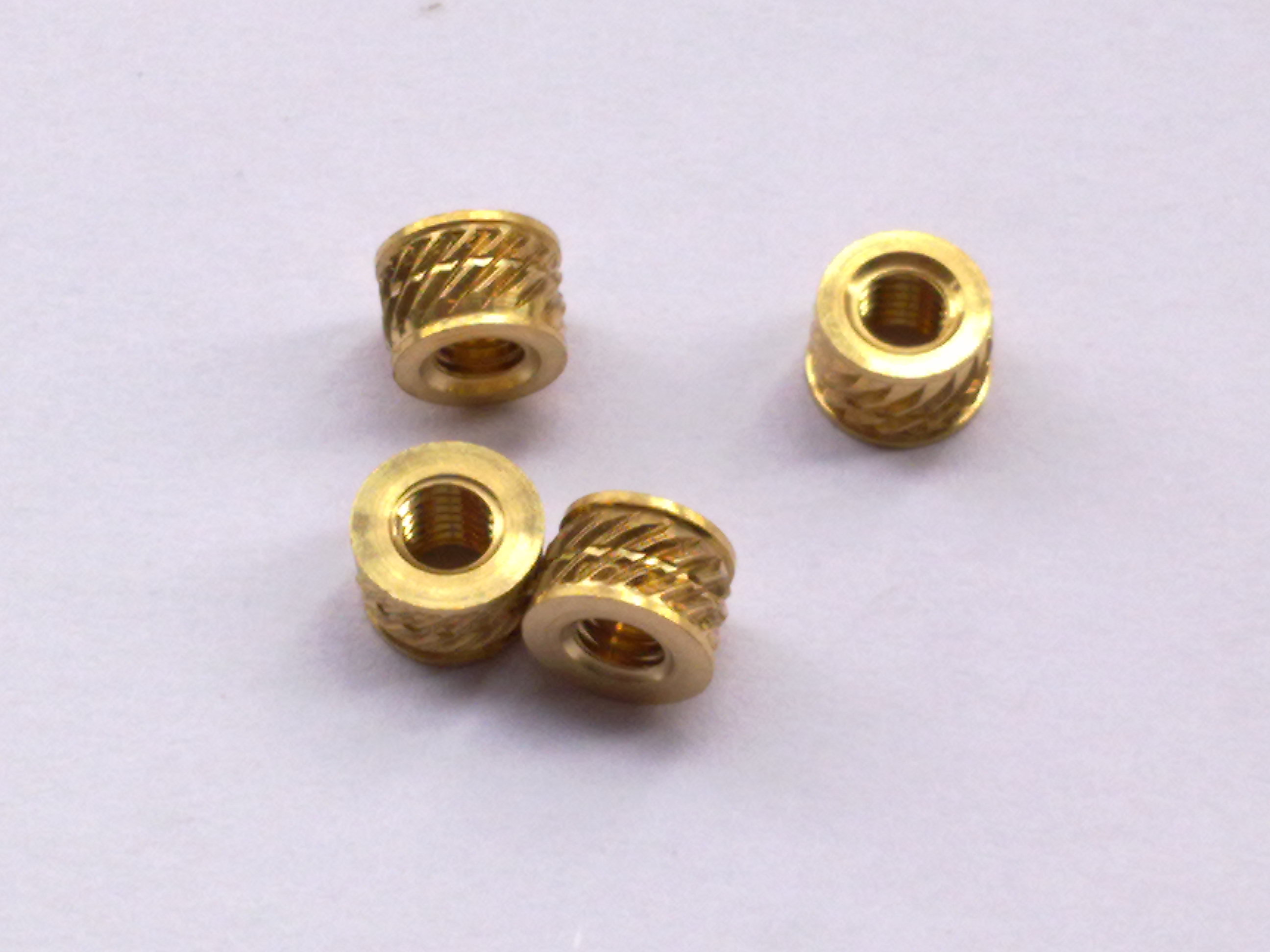供应异形螺丝螺母 异形螺丝螺母铜端子铜螺柱图片