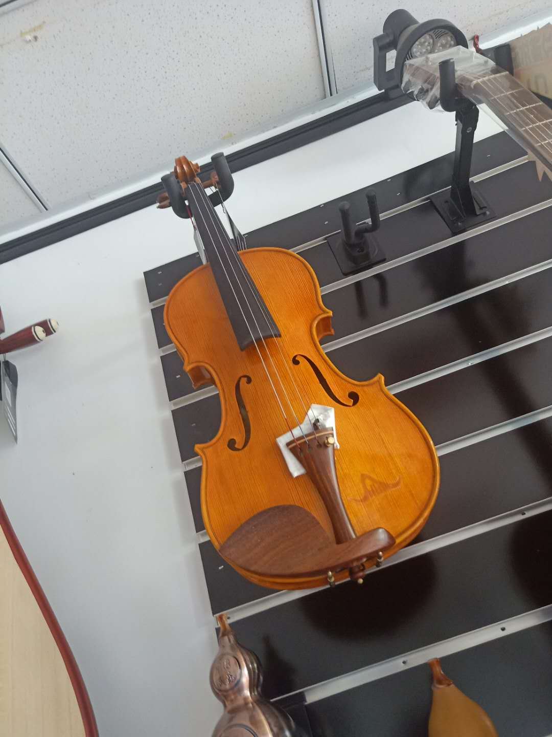 昆山音乐之声4/1小提琴维纳斯厂家昆山音乐之声4/1小提琴维纳斯