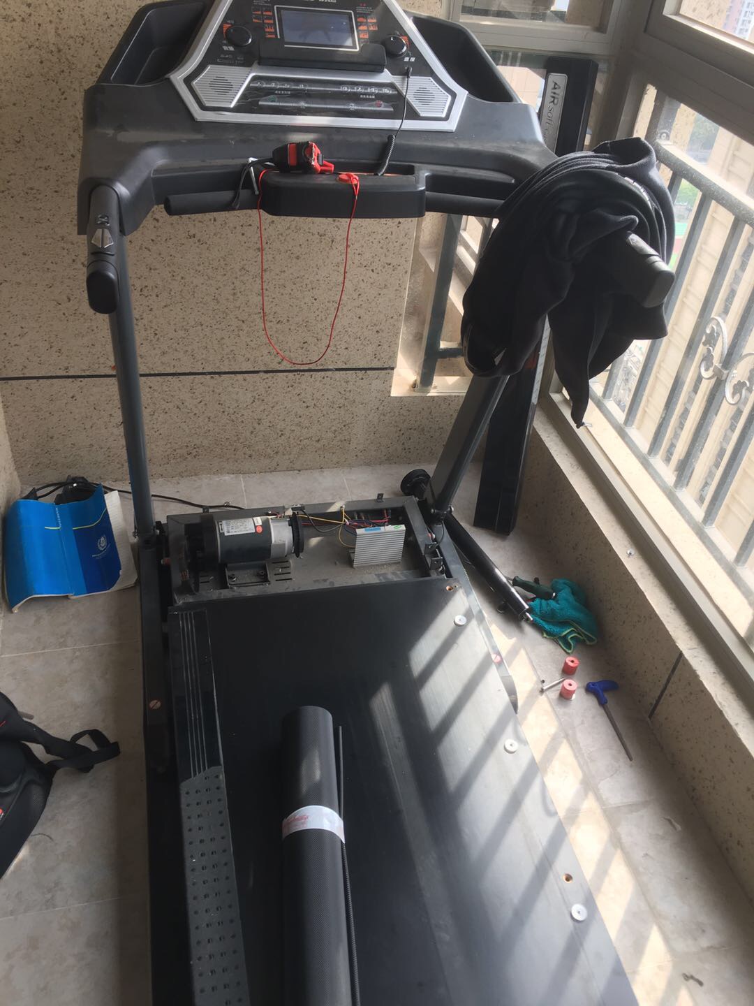 武汉家用跑步机更换跑带 保养 健身器跑步机