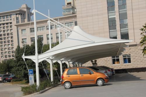 上海起顶车棚安装价格 上海蓬凯热销全国欢迎来电咨询