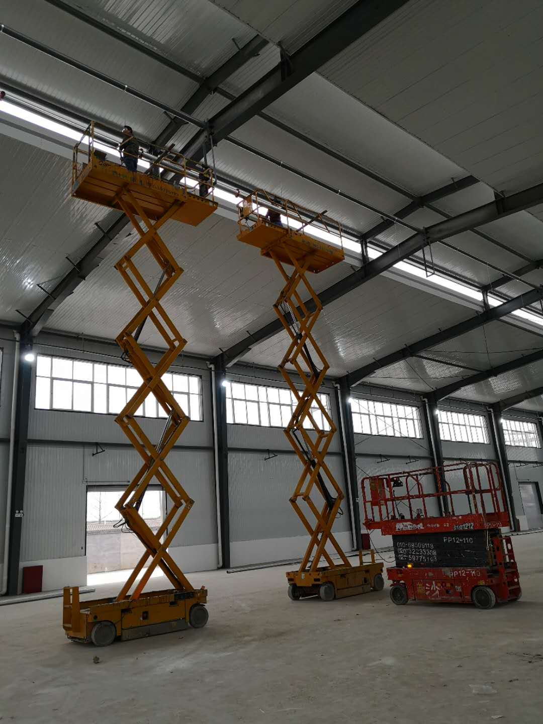 北京市剪刀式高空升降车 空压机 发电机厂家