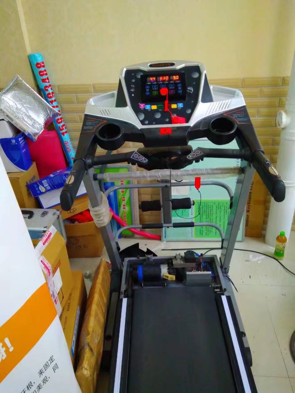武汉专业维修各大品牌跑步机健身器图片