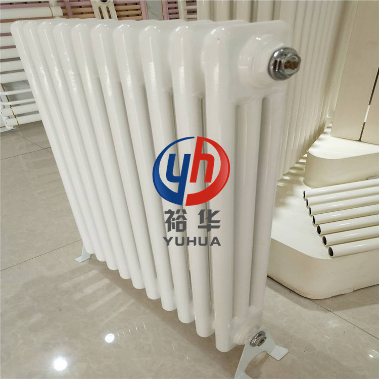 QFBGDJ305钢三柱工程落地暖气片（尺寸、价格、安装、厂家）—裕华采暖  QFBGDJ305钢三柱暖气片图片