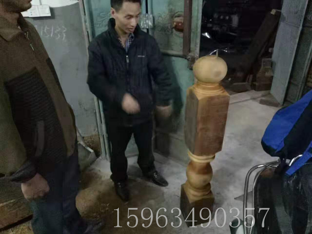潍坊市双轴四刀数控木工车床 楼梯柱车床厂家