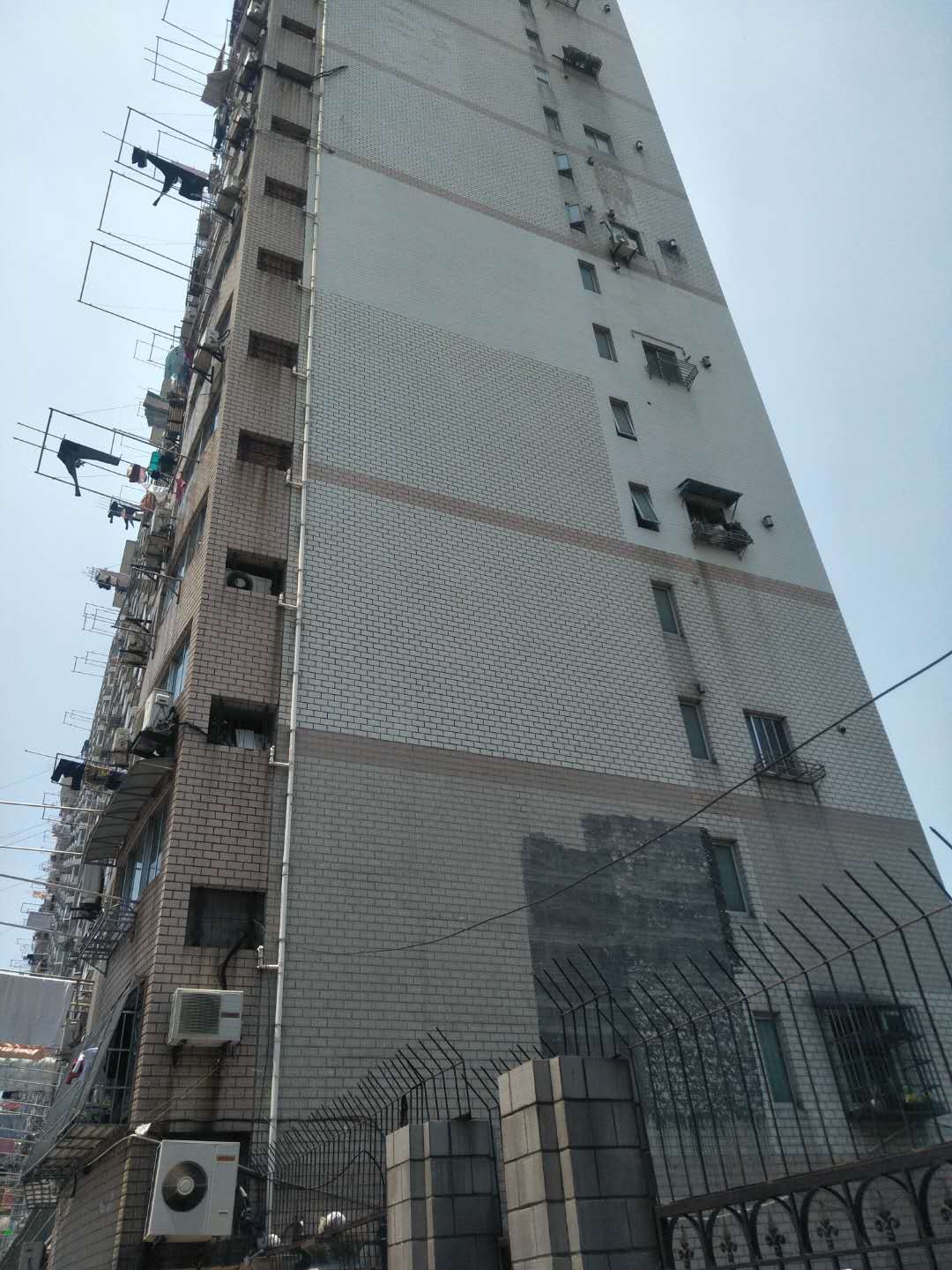 上海居民楼屋面外墙防水改造工程图片