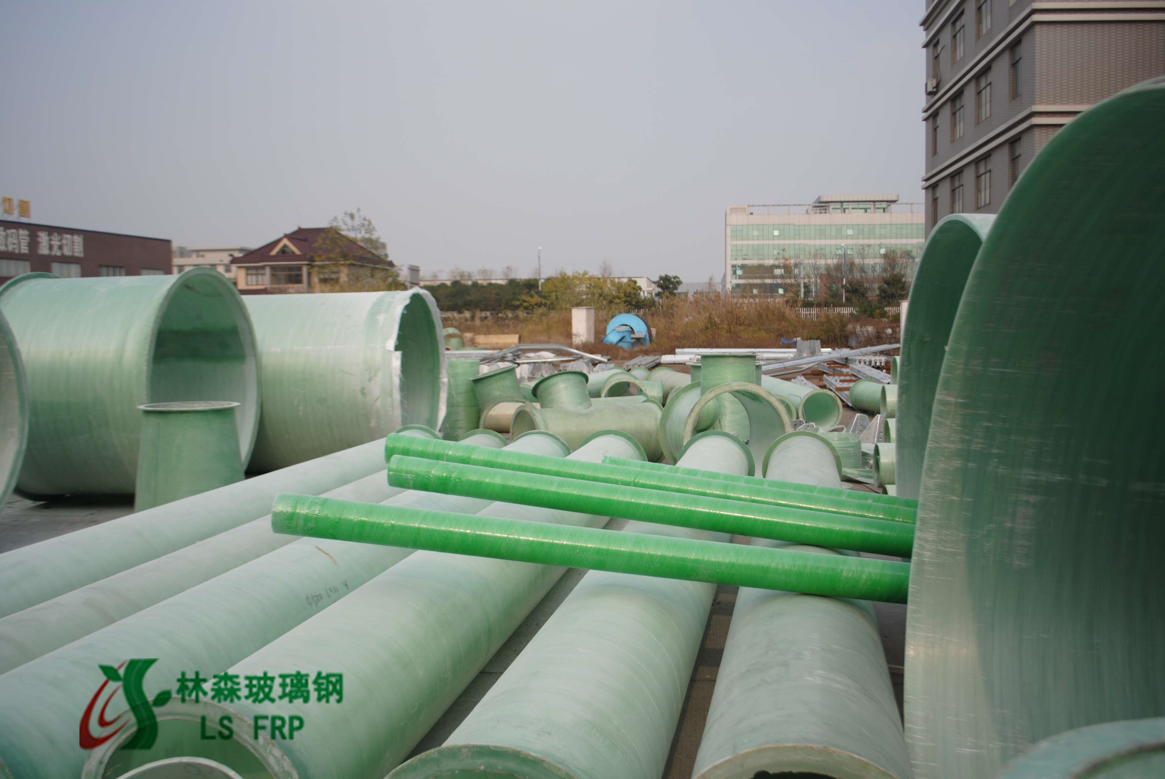 玻璃钢夹砂管/玻璃钢管道生产供应商江苏林之森低价批发图片