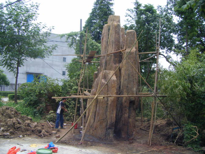 济南市水泥雕塑厂家现场加工制作水泥假山厂家