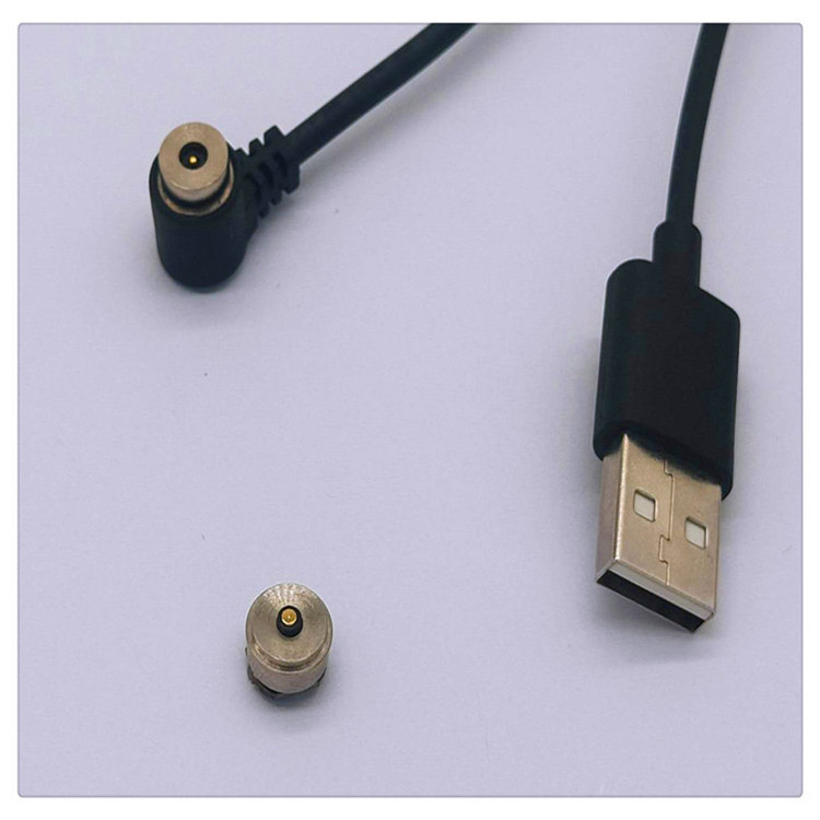 电子设备磁铁式USB充电线批发