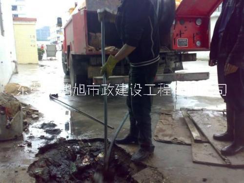 广东东莞隔油池清理工程服务公司图片