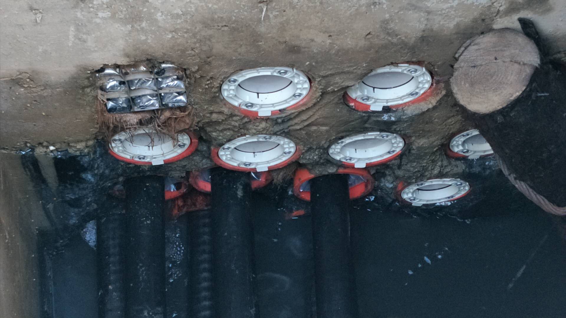 上海充气封堵厂家-供应-直销 充气式管塞  上海充气式管道密封装置IDSS图片