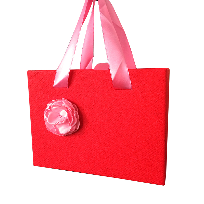 广州供应商-糖果礼物盒-圣诞礼品定制-结婚回礼盒-生日礼物包装盒定制工-手提礼盒