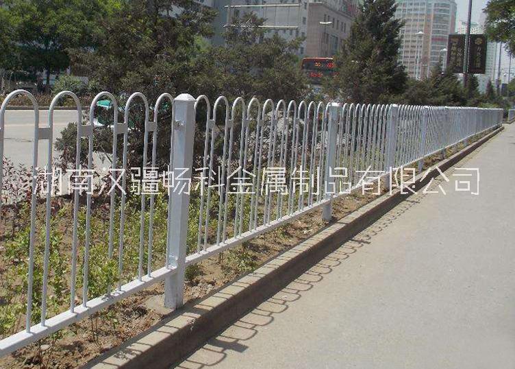 市政护栏 人行道隔离栏 城市道路护栏 京式护栏