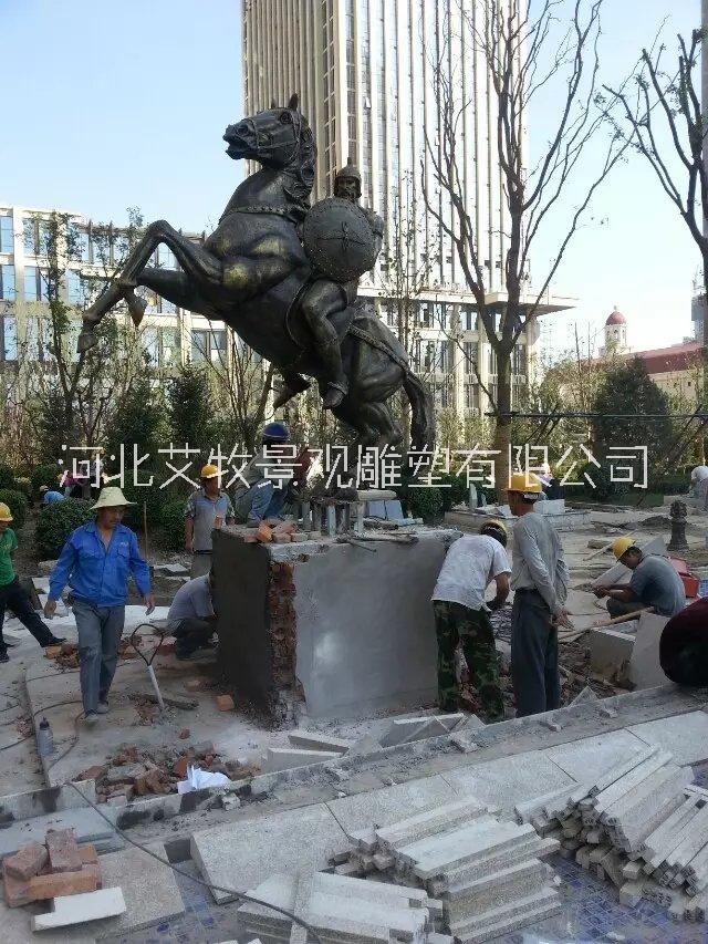 北京玻璃钢奔马雕塑树脂马雕塑造型