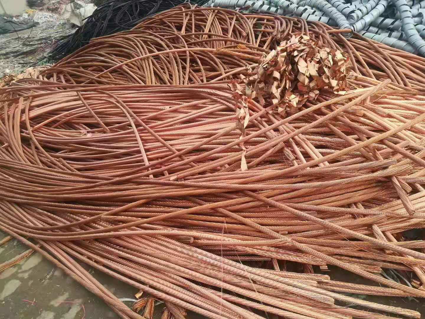 青岛市铜电缆回收价格 专业回收各种规格电线电缆 铜电缆回收公司图片