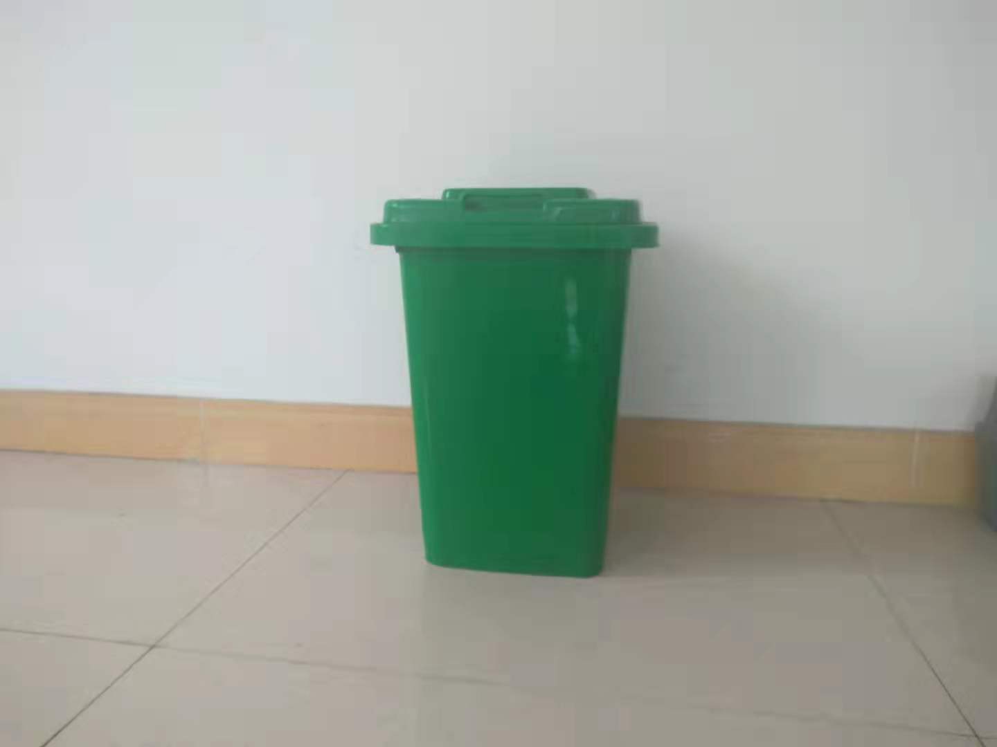 30L塑料垃圾桶批发