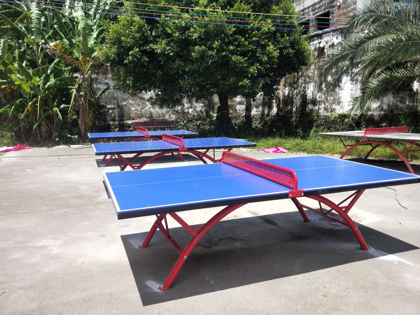 红双喜乒乓球台供货商 广州乒乓球台供货商联系电话