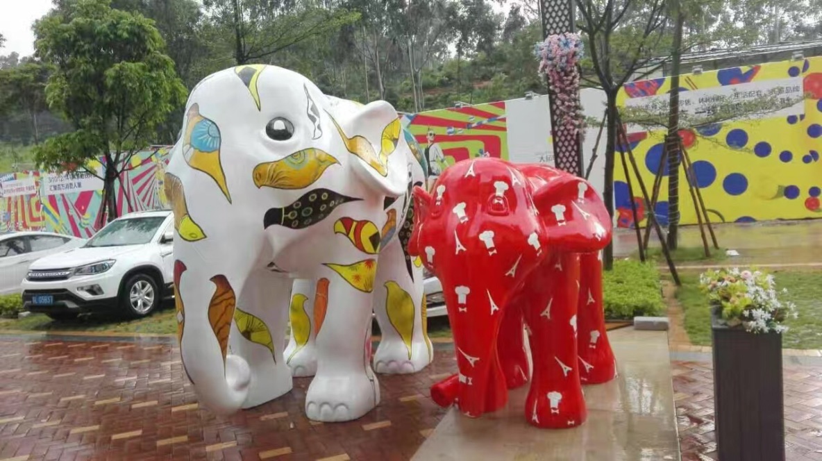 深圳市玻璃钢大象雕塑厂家
