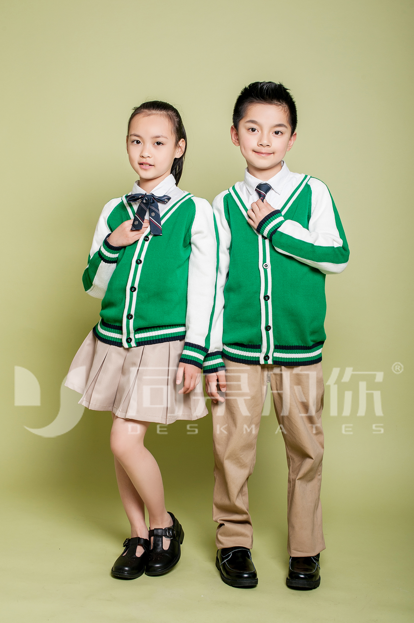南京小学生春季校服设计