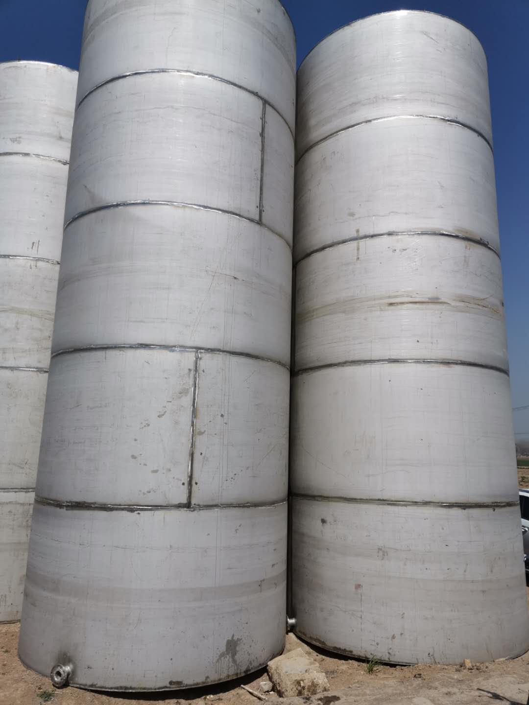 济宁市二手3吨搪瓷反应罐厂家二手3吨搪瓷反应罐