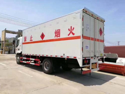 上海嘉兴至拉萨危险品运输 整车零担物流运输服务公司   上海到拉萨货运专线